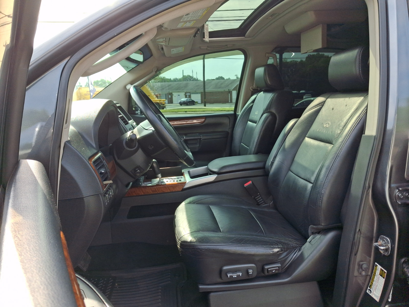 Used 2008 INFINITI QX56 4WD image 14