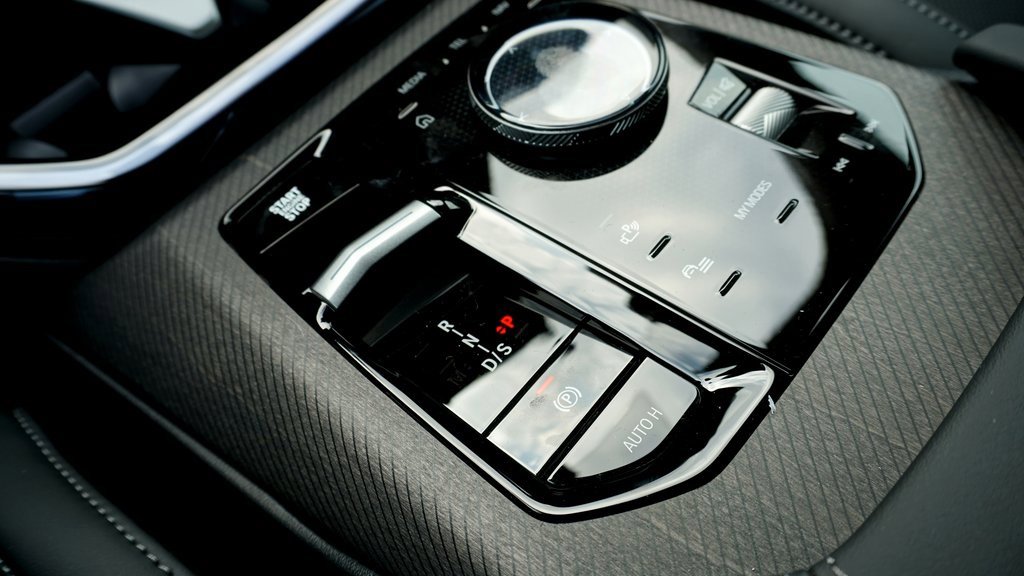 Used 2026 BMW X3 xDrive30 w/ Convenience Package image 17