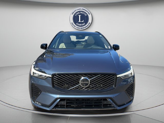Certified 2026 Volvo XC60 B5 Plus AWD/4WD image 12