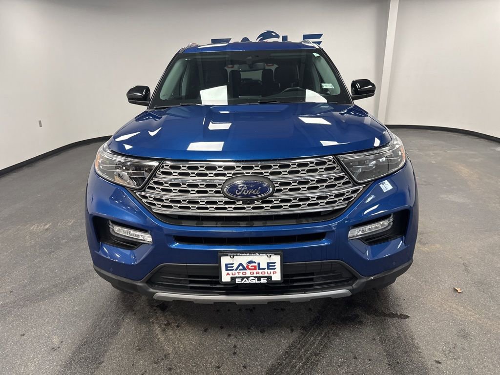 Used 2023 Ford Explorer Limited image 3