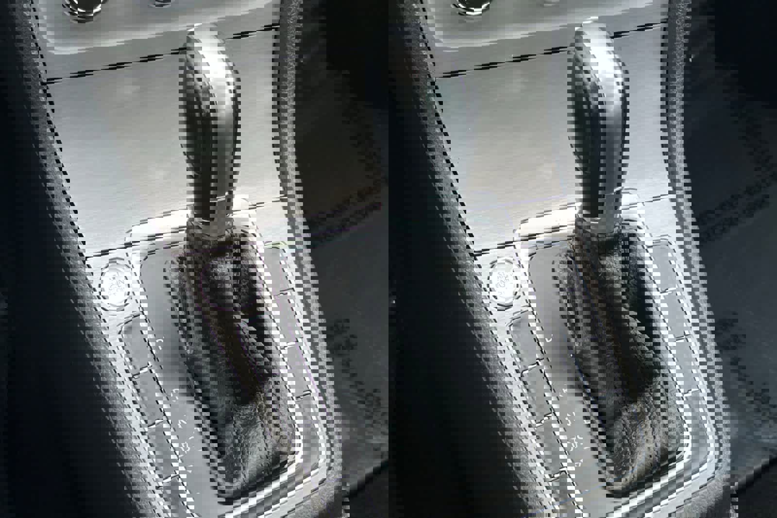 Used 2017 Volkswagen Golf Wolfsburg Edition image 23