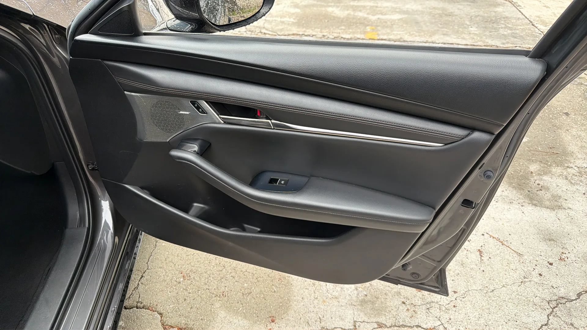 Used 2019 MAZDA MAZDA3 Hatchback w/ Premium Package FWD image 29