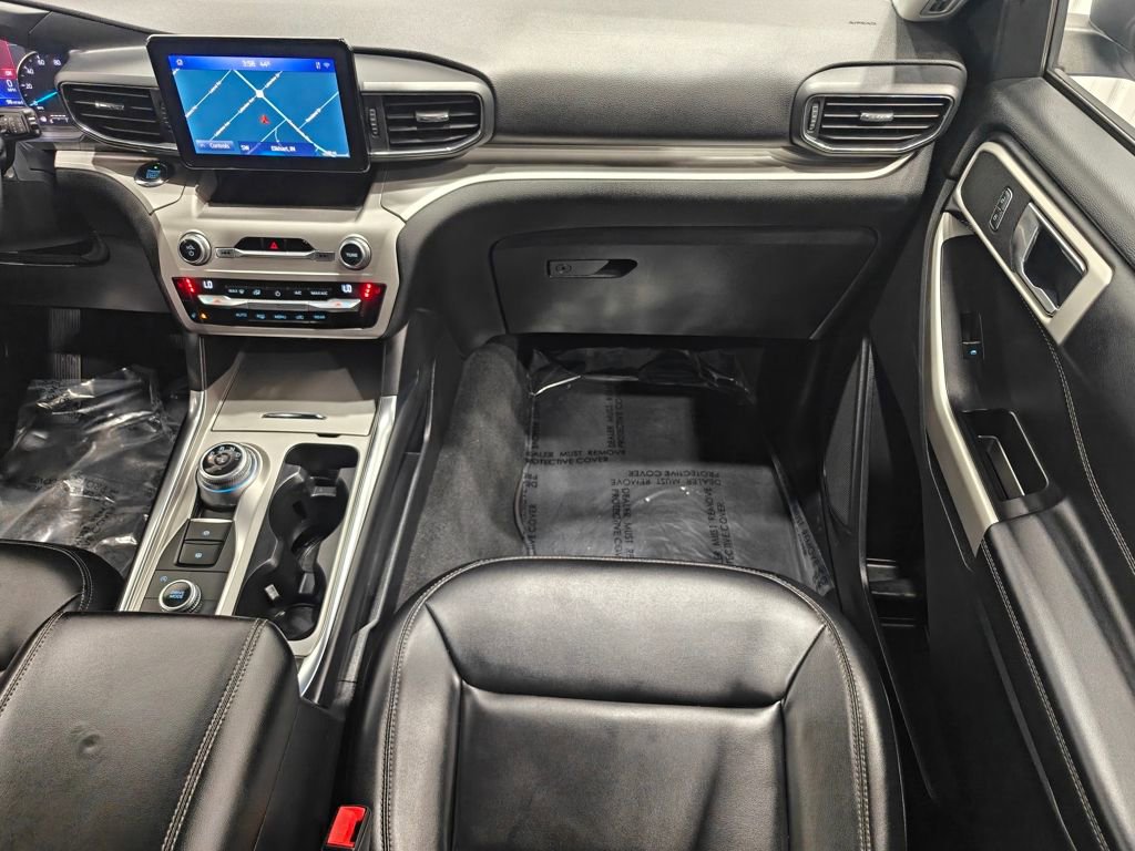 Used 2021 Ford Explorer XLT w/ Equipment Group 202A image 26