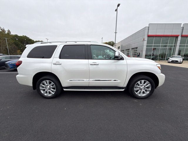 Used 2019 Toyota Sequoia Platinum AWD/4WD image 14