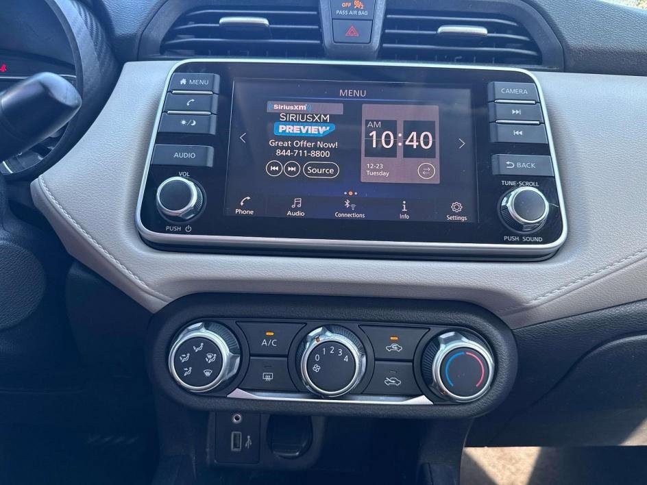 Used 2021 Nissan Versa SV image 26