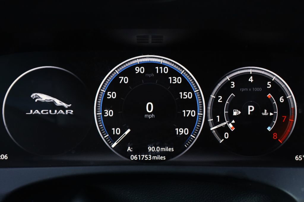 Used 2018 Jaguar F-PACE R-Sport AWD/4WD image 45