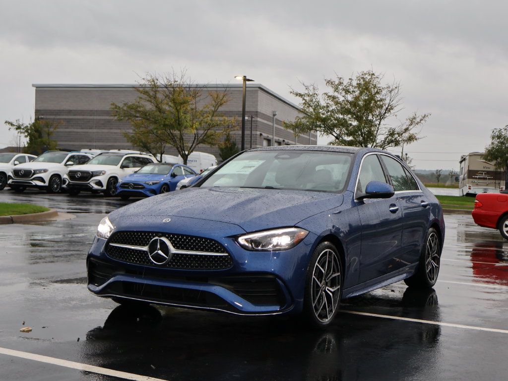 New 2026 Mercedes-Benz C 300 4MATIC Sedan image 3