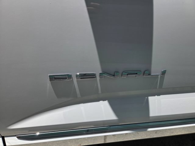 Used 2026 GMC Terrain Denali AWD/4WD image 3