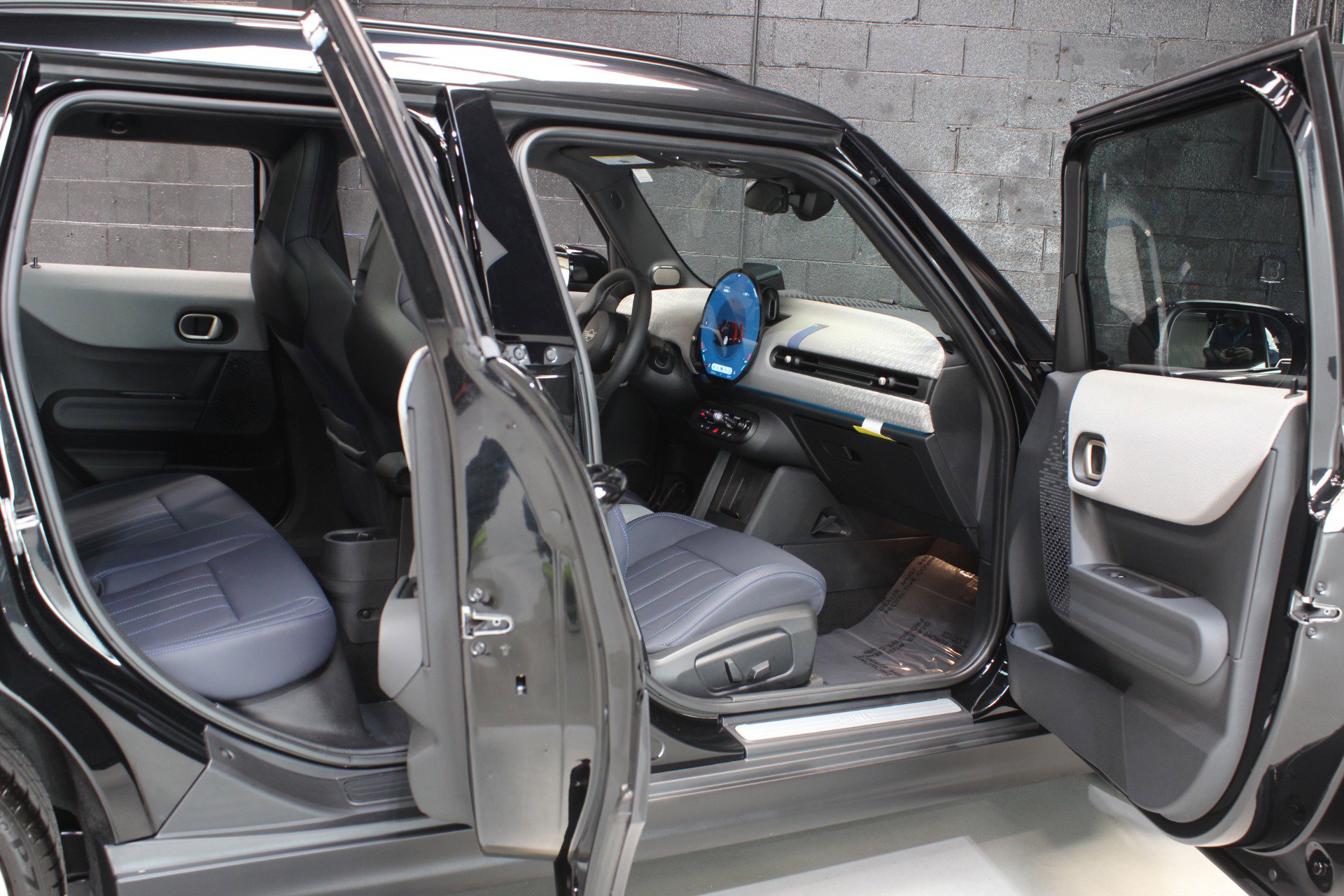 Used 2025 MINI Cooper S image 27