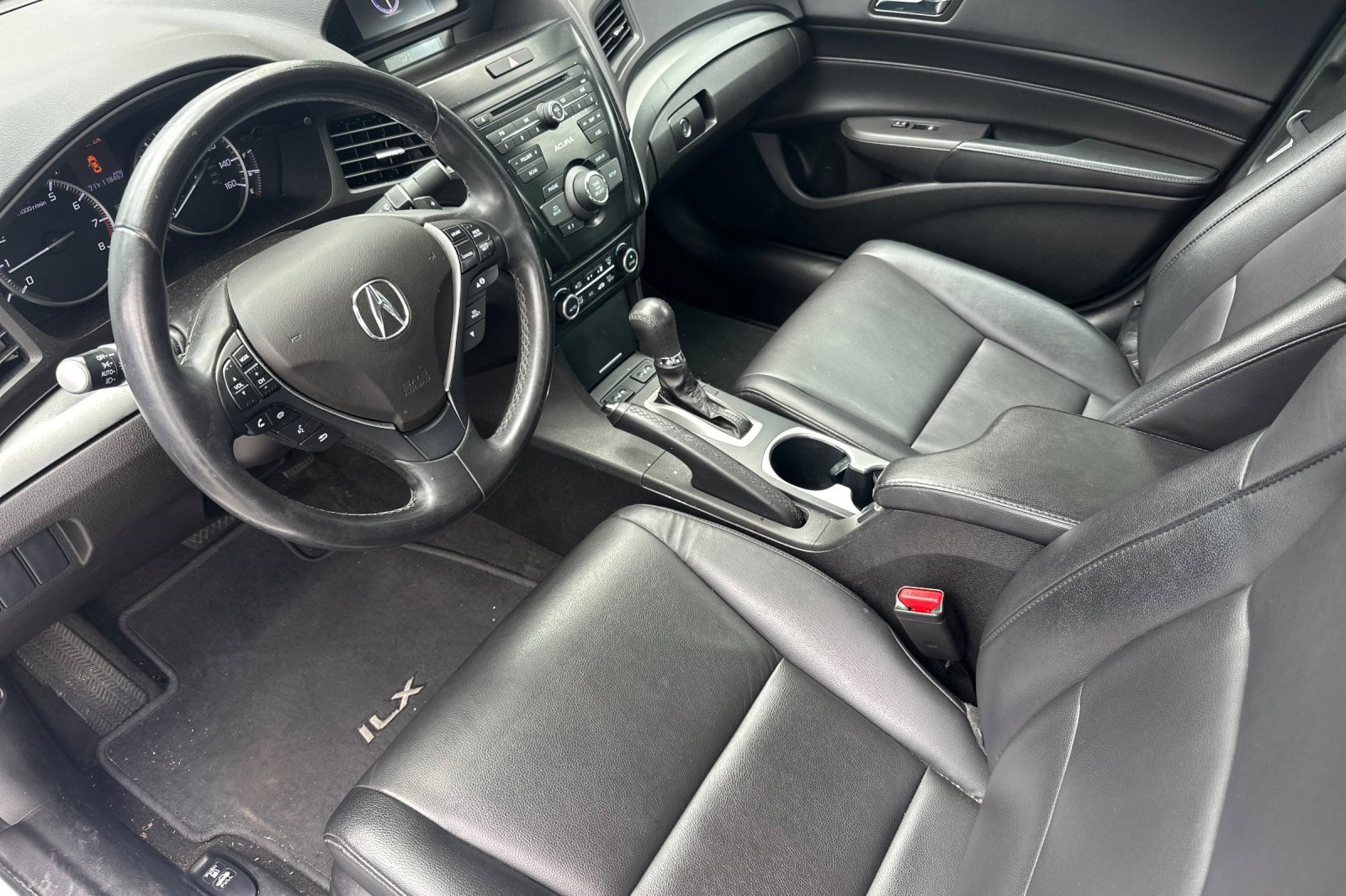 Used 2017 Acura ILX FWD image 11