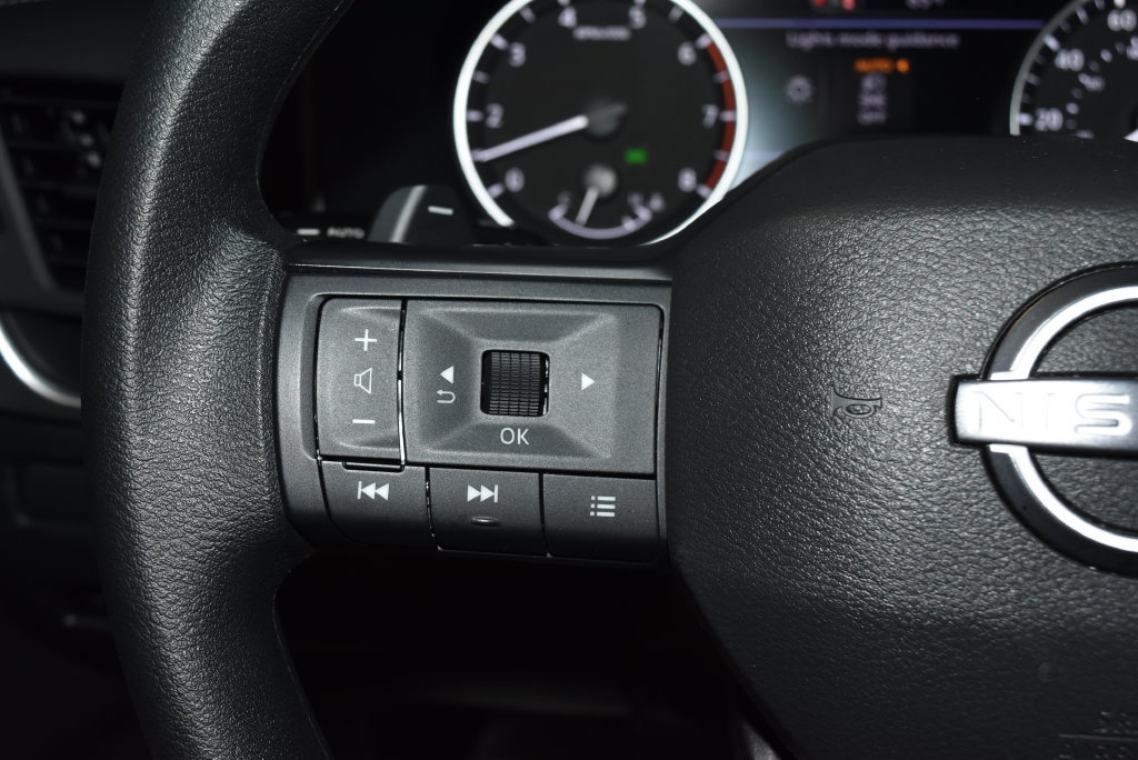 Used 2026 Nissan Rogue S AWD/4WD image 7
