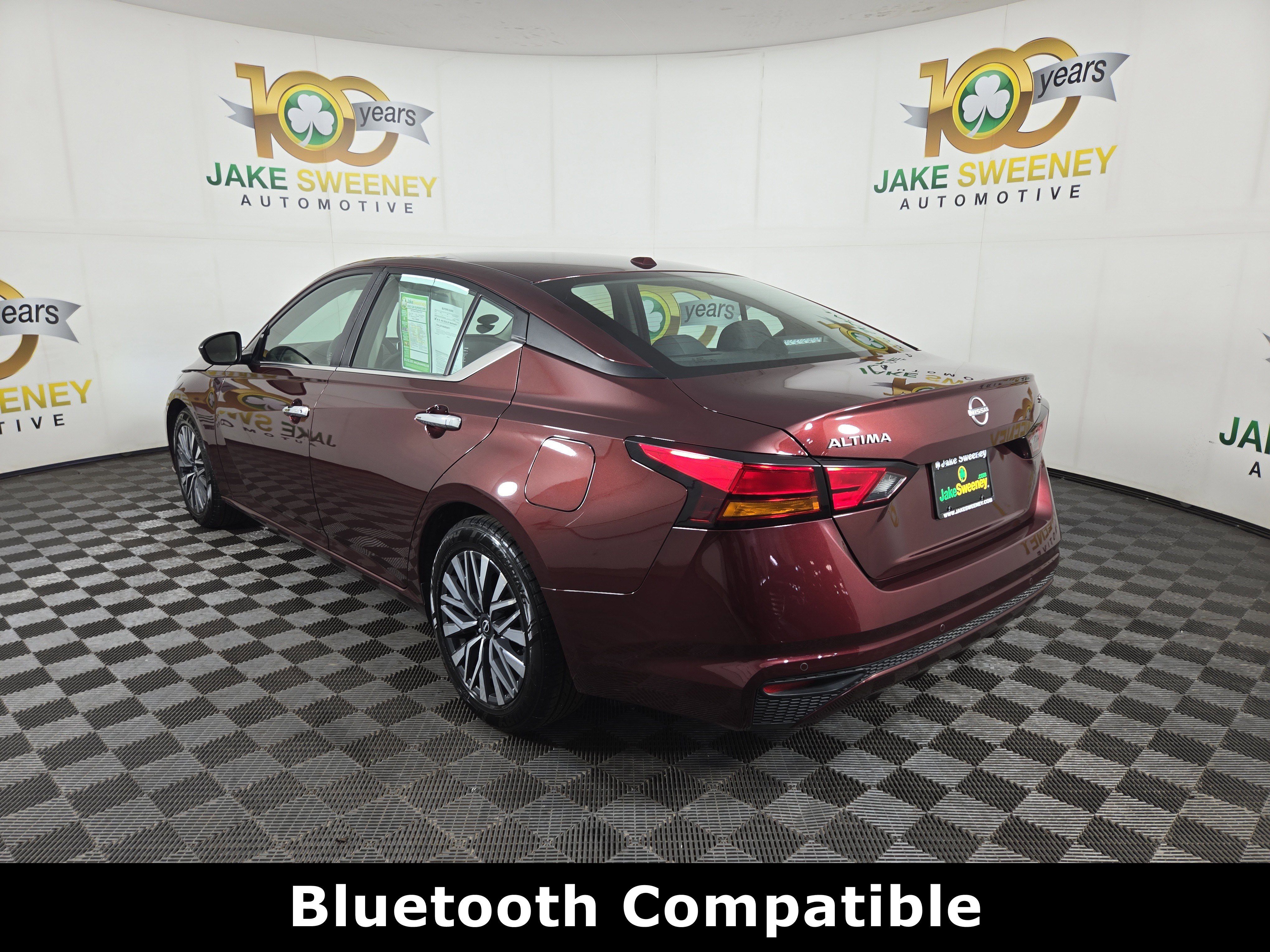 Used 2024 Nissan Altima 2.5 SV FWD image 6