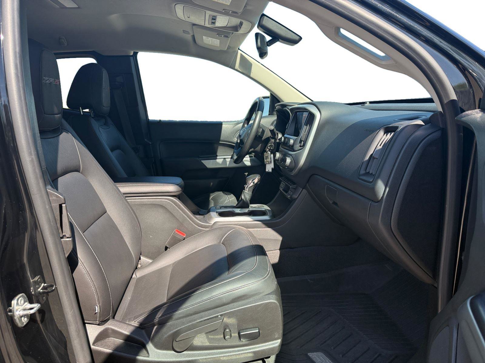 Used 2022 Chevrolet Colorado ZR2 AWD/4WD image 25
