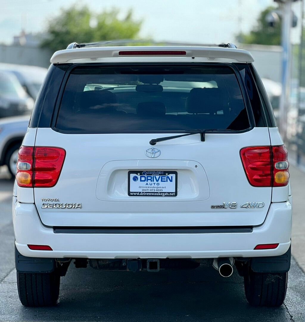Used 2003 Toyota Sequoia Limited image 29