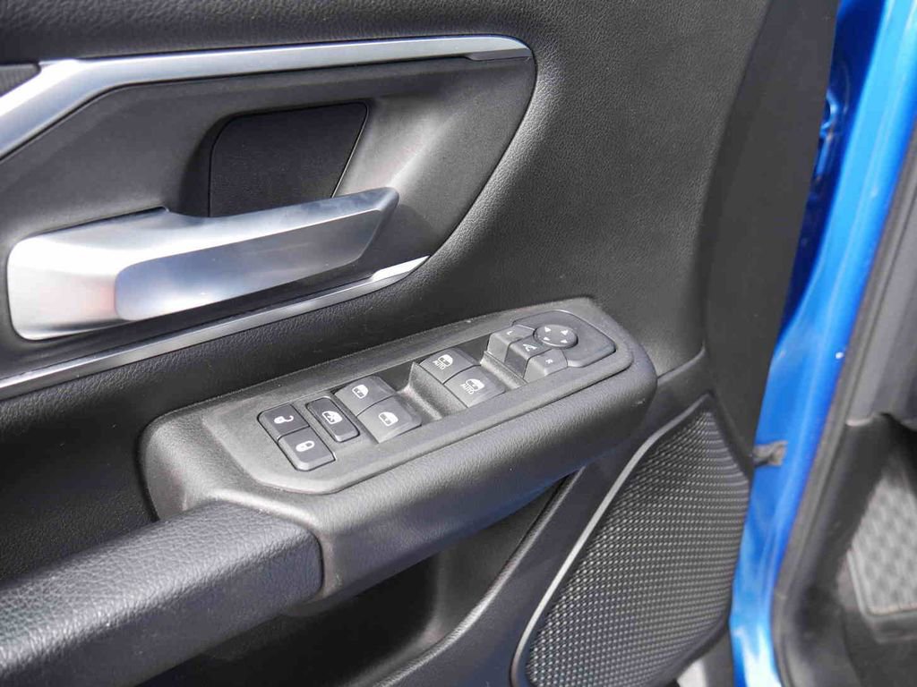 Used 2025 RAM 1500 Big Horn image 27