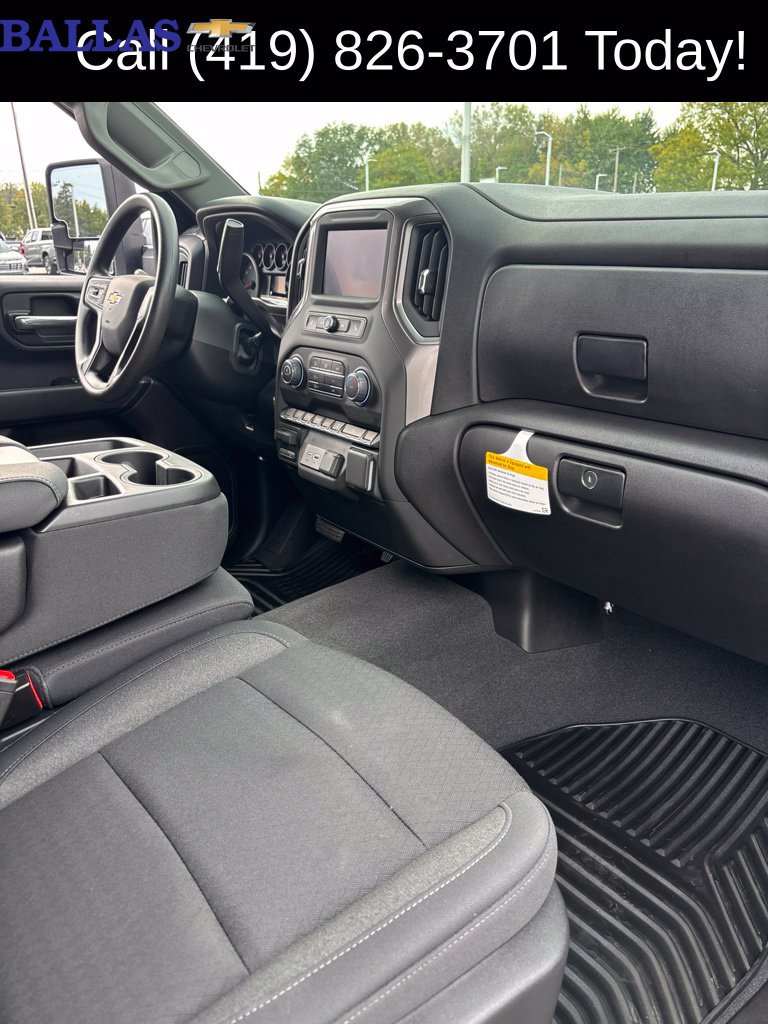 Used 2025 Chevrolet Silverado 2500 Custom w/ Custom Value Package AWD/4WD image 11