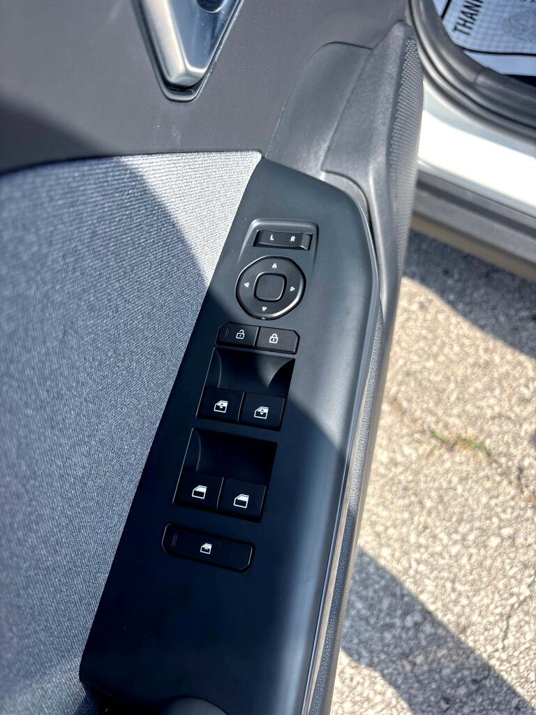 Used 2025 Kia K4 EX image 11