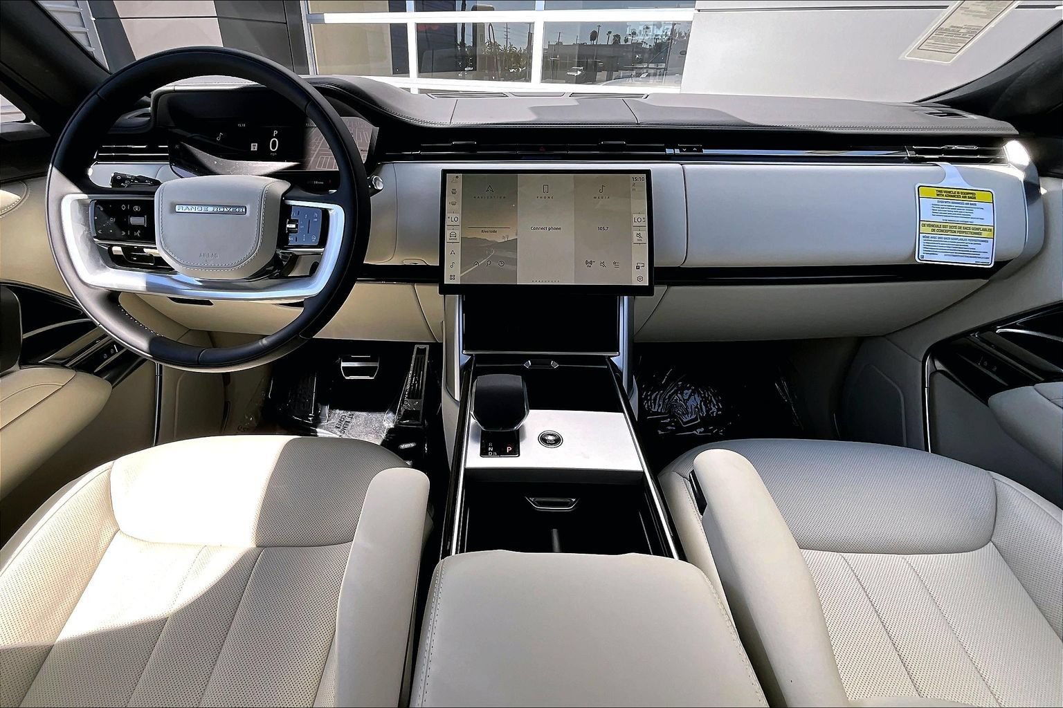 New 2026 Land Rover Range Rover Long Wheelbase SE AWD/4WD image 5
