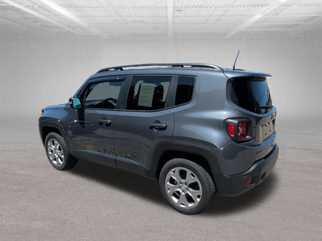 Used 2022 Jeep Renegade Altitude w/ Convenience Group AWD/4WD image 10