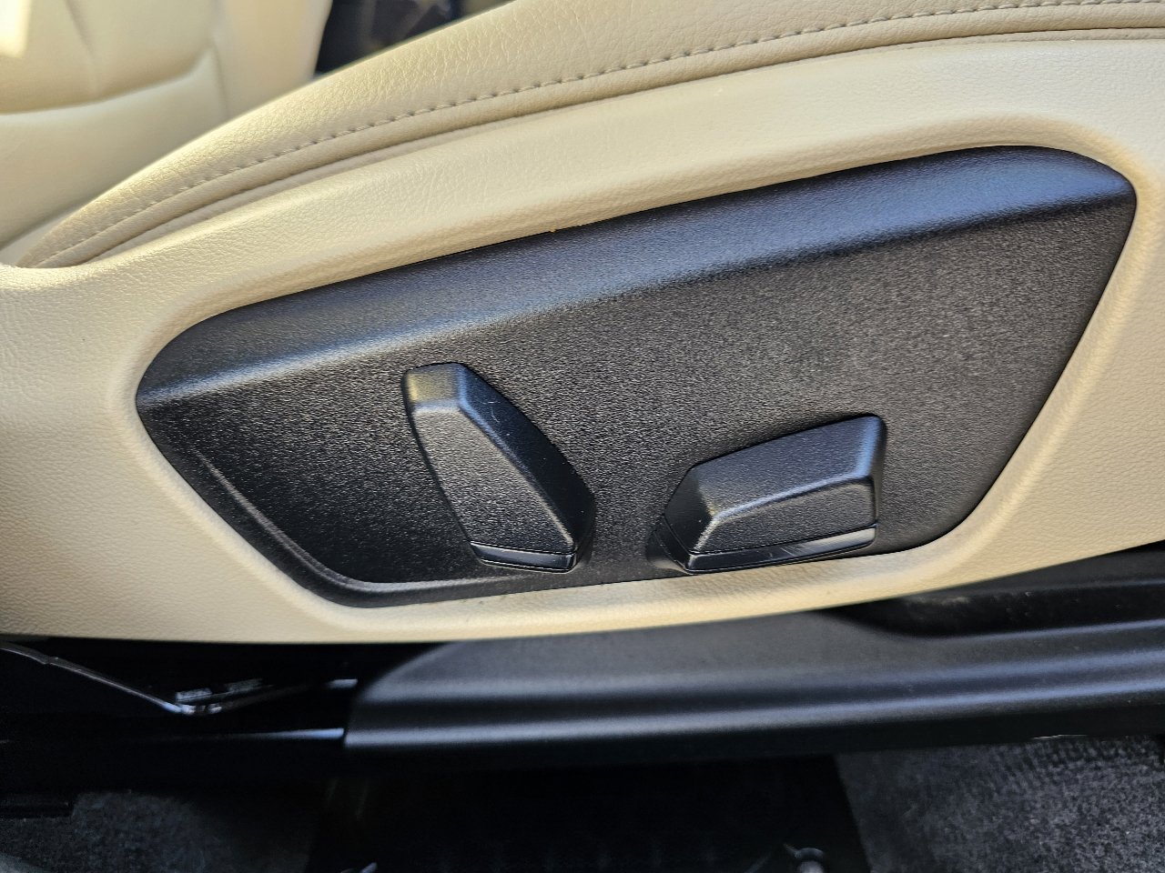 Used 2017 BMW X1 xDrive28i image 26