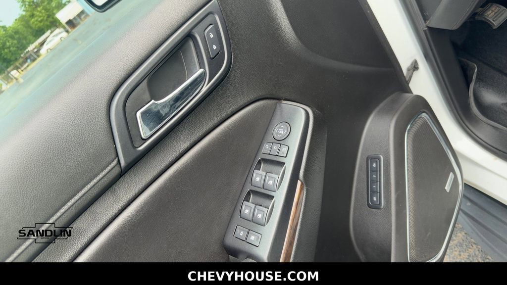 Used 2019 Chevrolet Suburban LT AWD/4WD image 11
