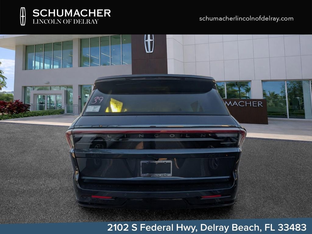 New 2026 Lincoln Navigator L Premier AWD/4WD image 6