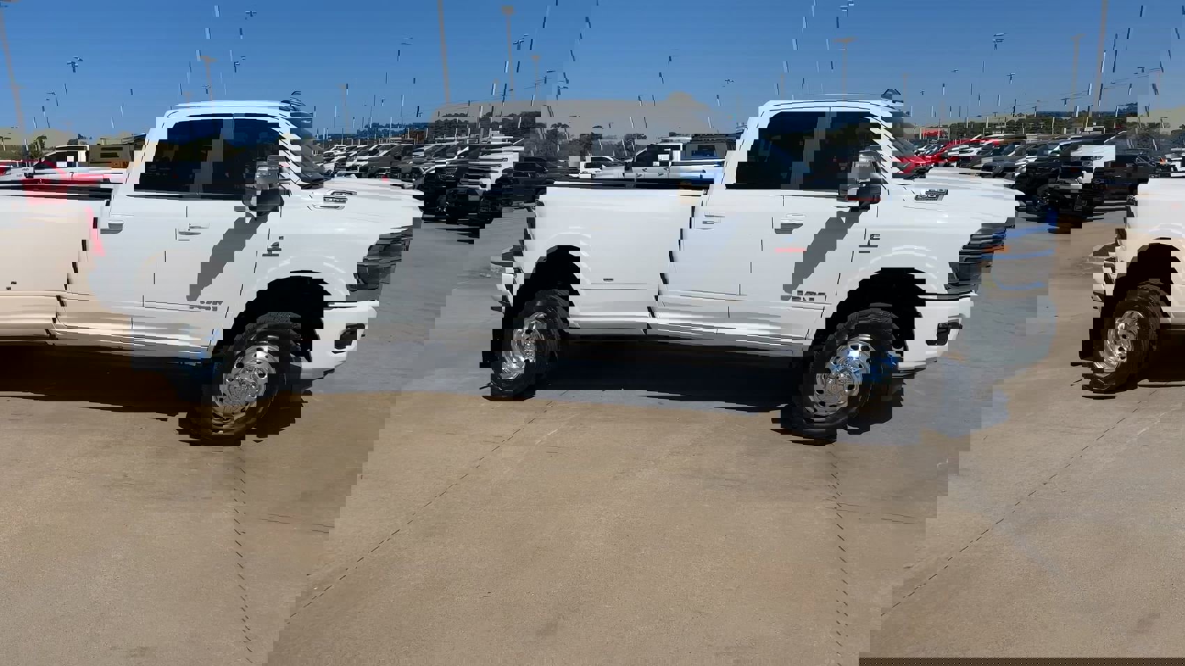 Used 2025 RAM 3500 Longhorn image 2