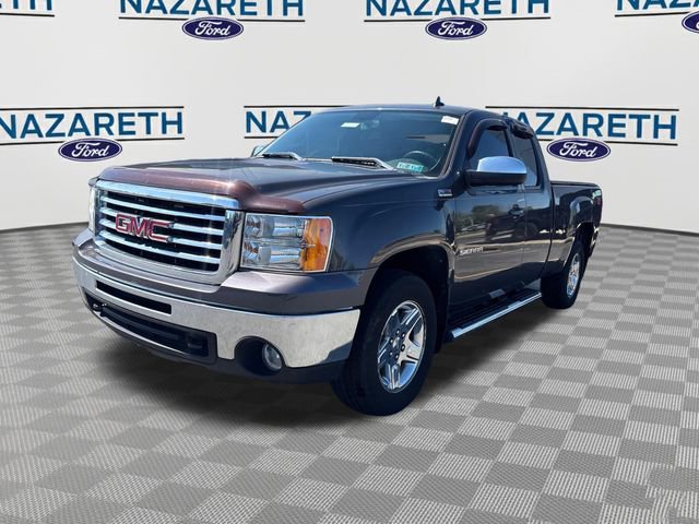 Used 2011 GMC Sierra 1500 SLE w/ All-Terrain Package AWD/4WD image 3