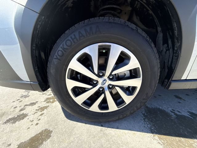 Certified 2024 Subaru Outback Premium image 10