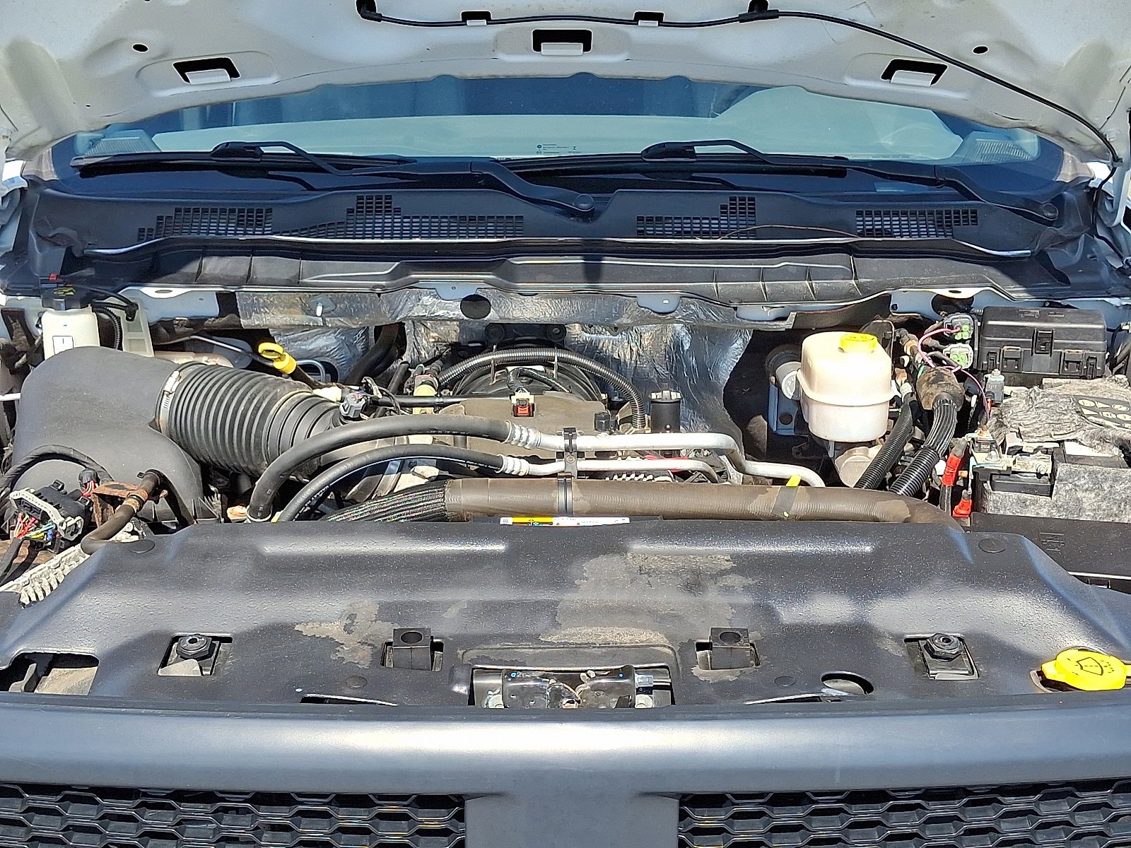 Used 2018 RAM 3500 Tradesman image 30