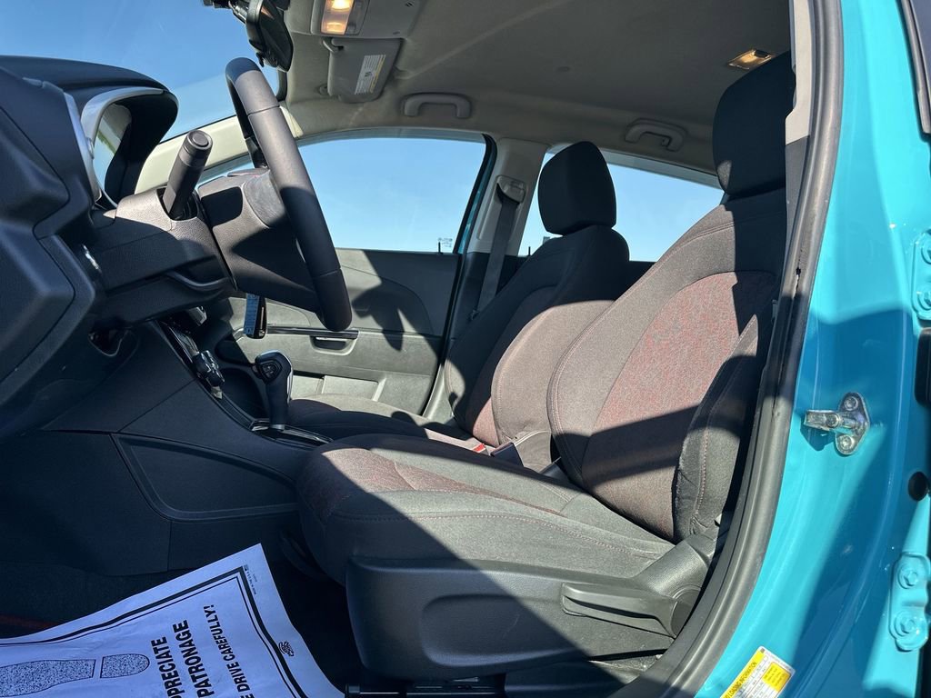 Used 2020 Chevrolet Sonic LT FWD image 17