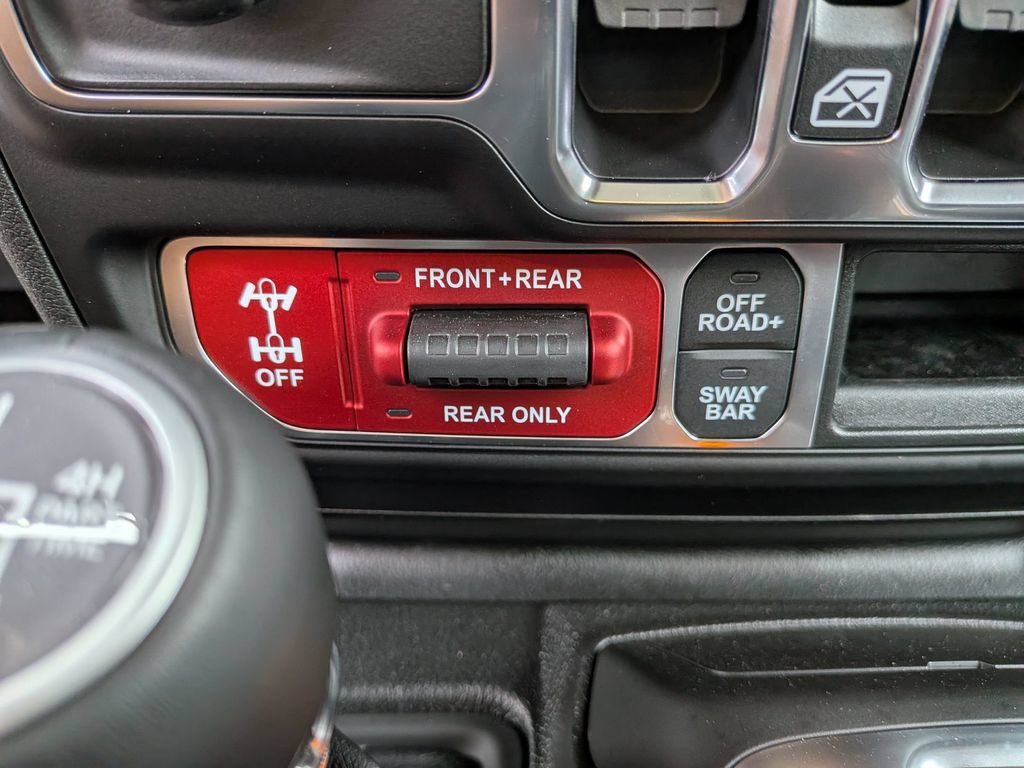 Used 2026 Jeep Wrangler Unlimited Rubicon AWD/4WD image 21