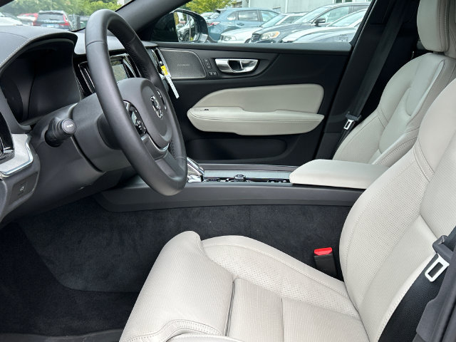 New 2026 Volvo V60 B5 Cross Country Ultra w/ Protection Package Premier AWD/4WD image 10