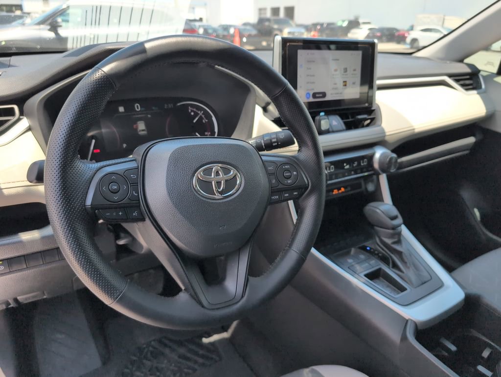 Used 2024 Toyota RAV4 XLE w/ Convenience Package FWD image 14