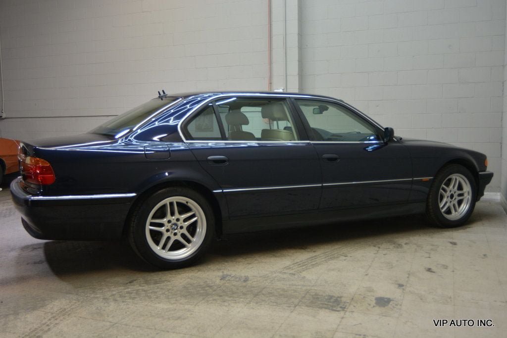 Used 2000 BMW 740iL RWD image 4