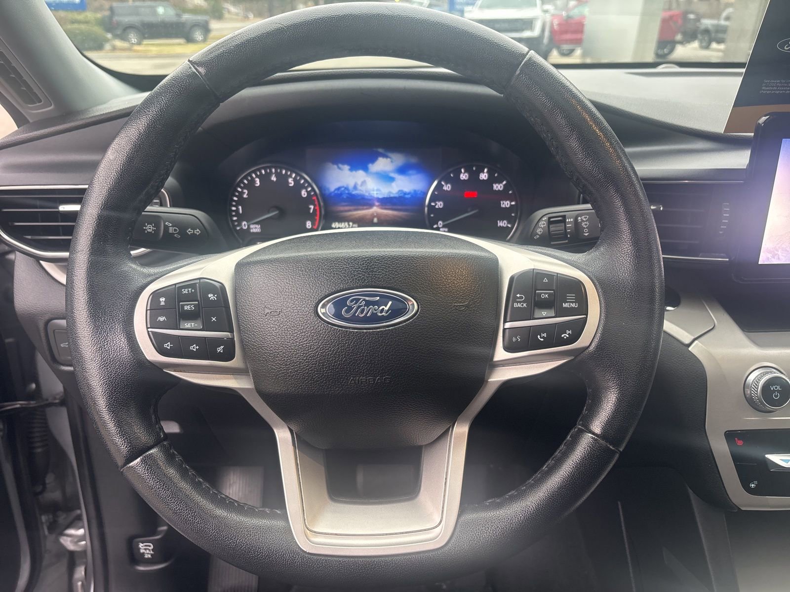 Certified 2022 Ford Explorer XLT w/ Equipment Group 202A image 18