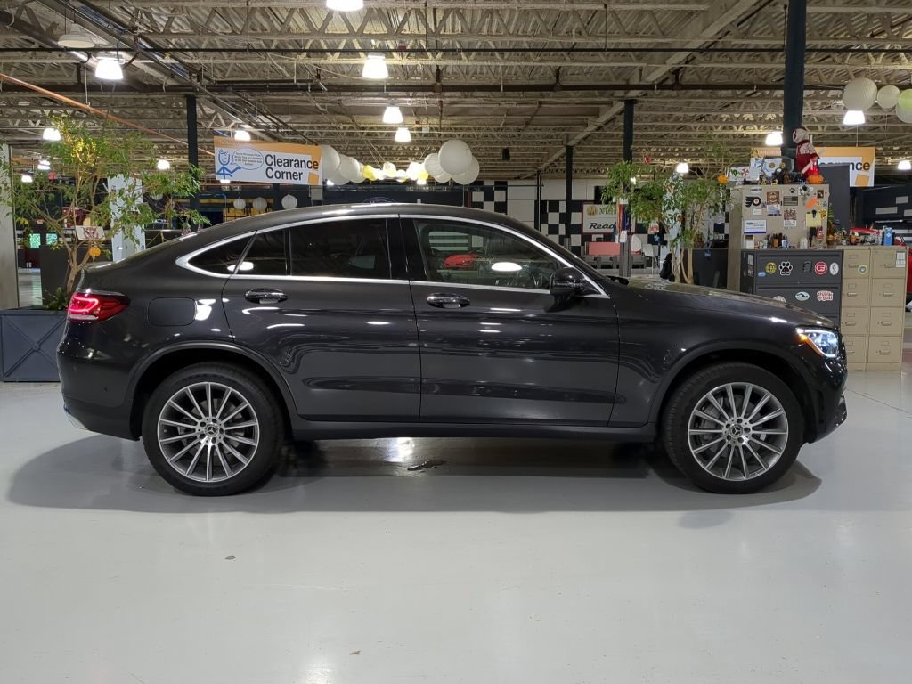 Used 2021 Mercedes-Benz GLC 300 4MATIC Coupe image 5