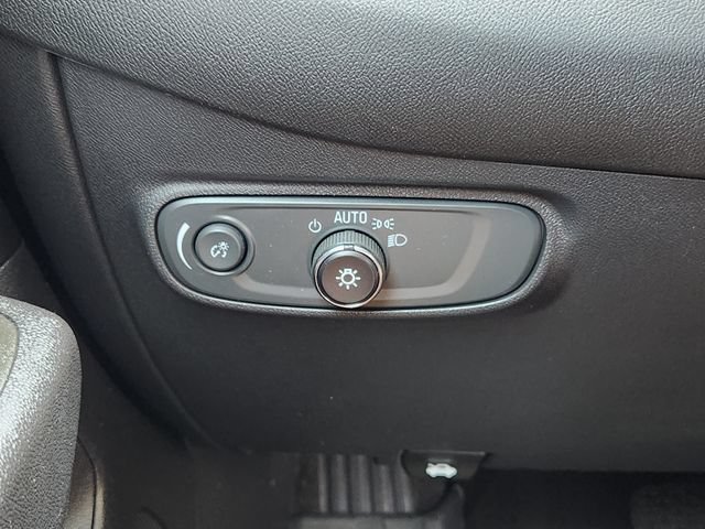 Used 2024 Chevrolet Equinox RS w/ RS Leather Package FWD image 23