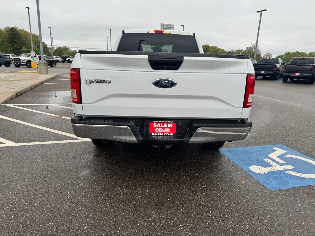 Used 2015 Ford F150 XLT w/ Equipment Group 301A Mid RWD image 8