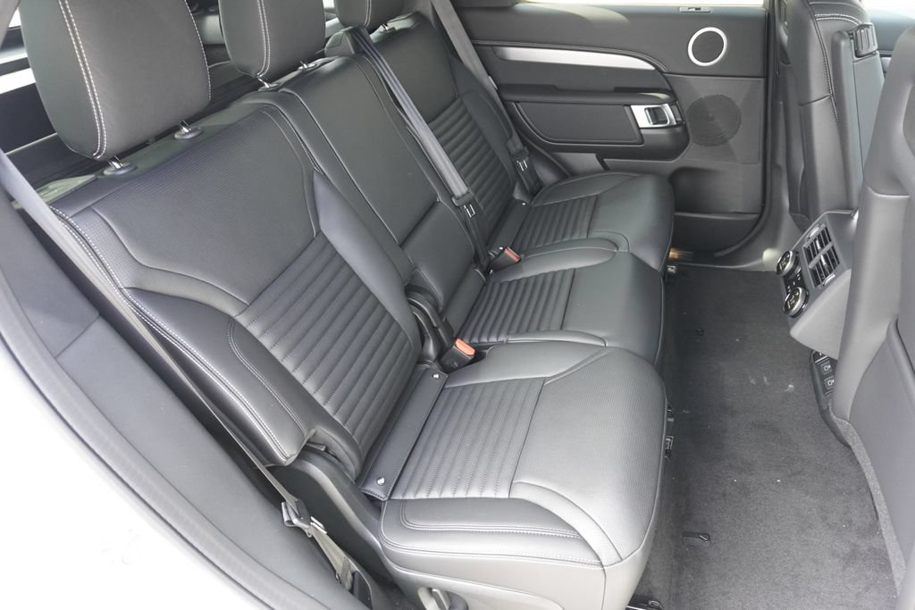 New 2026 Land Rover Discovery Dynamic SE AWD/4WD image 27