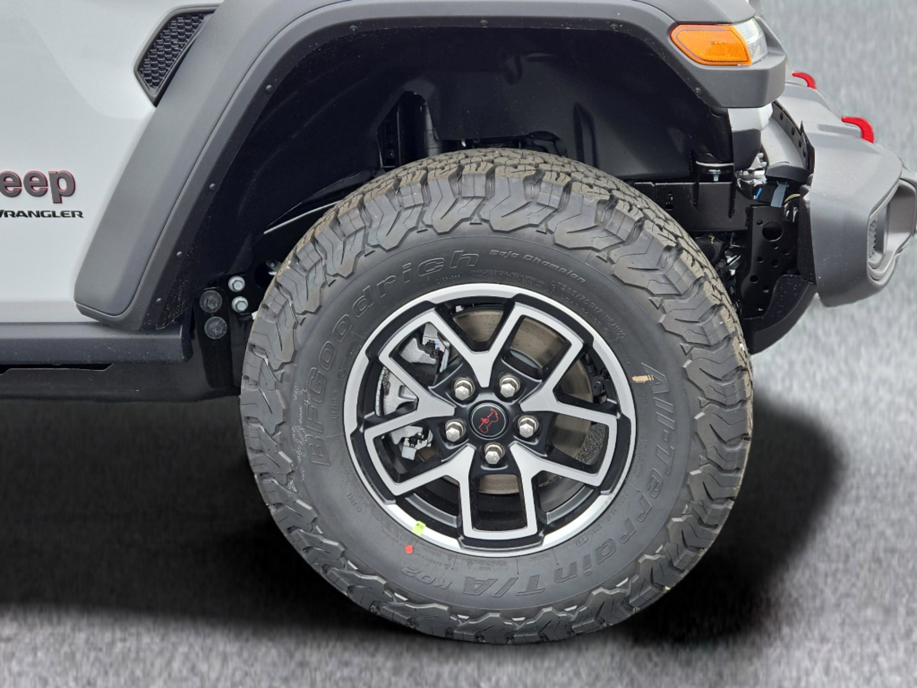 New 2026 Jeep Wrangler Unlimited Rubicon AWD/4WD image 4