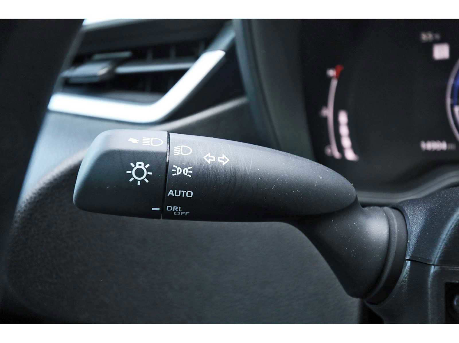 Used 2026 Toyota Corolla LE image 17