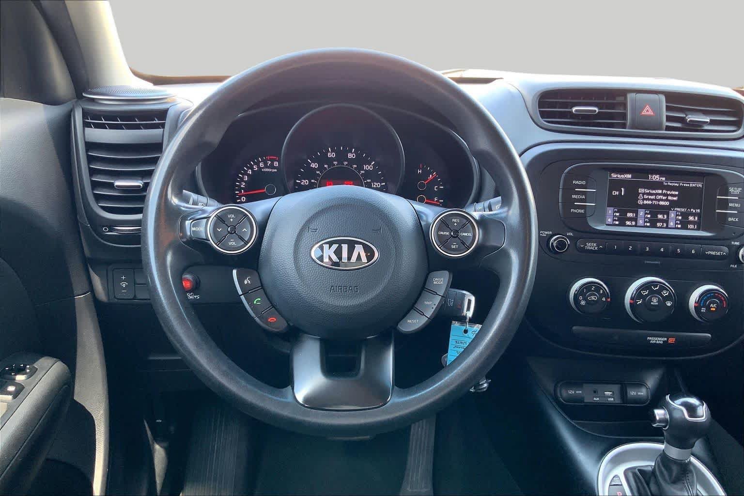 Used 2017 Kia Soul FWD image 5