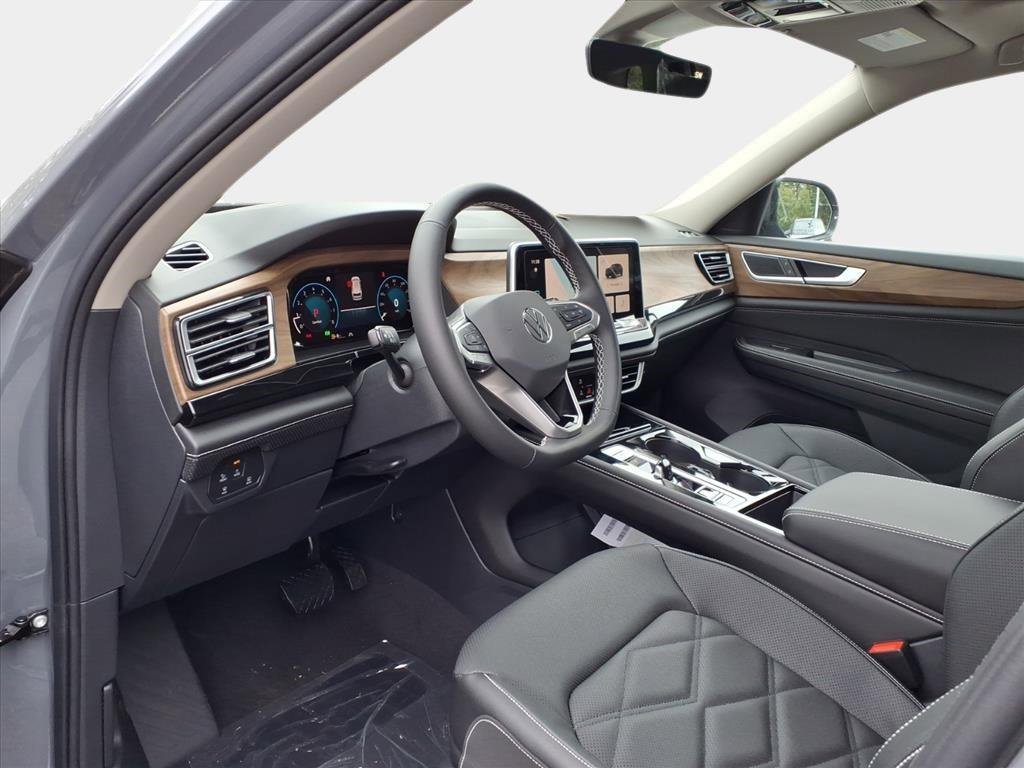 New 2026 Volkswagen Atlas SE image 10