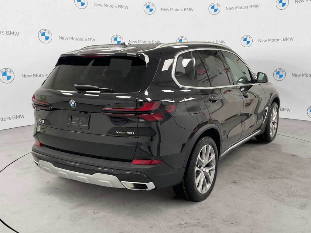 New 2026 BMW X5 xDrive40i w/ Premium Package AWD/4WD image 4