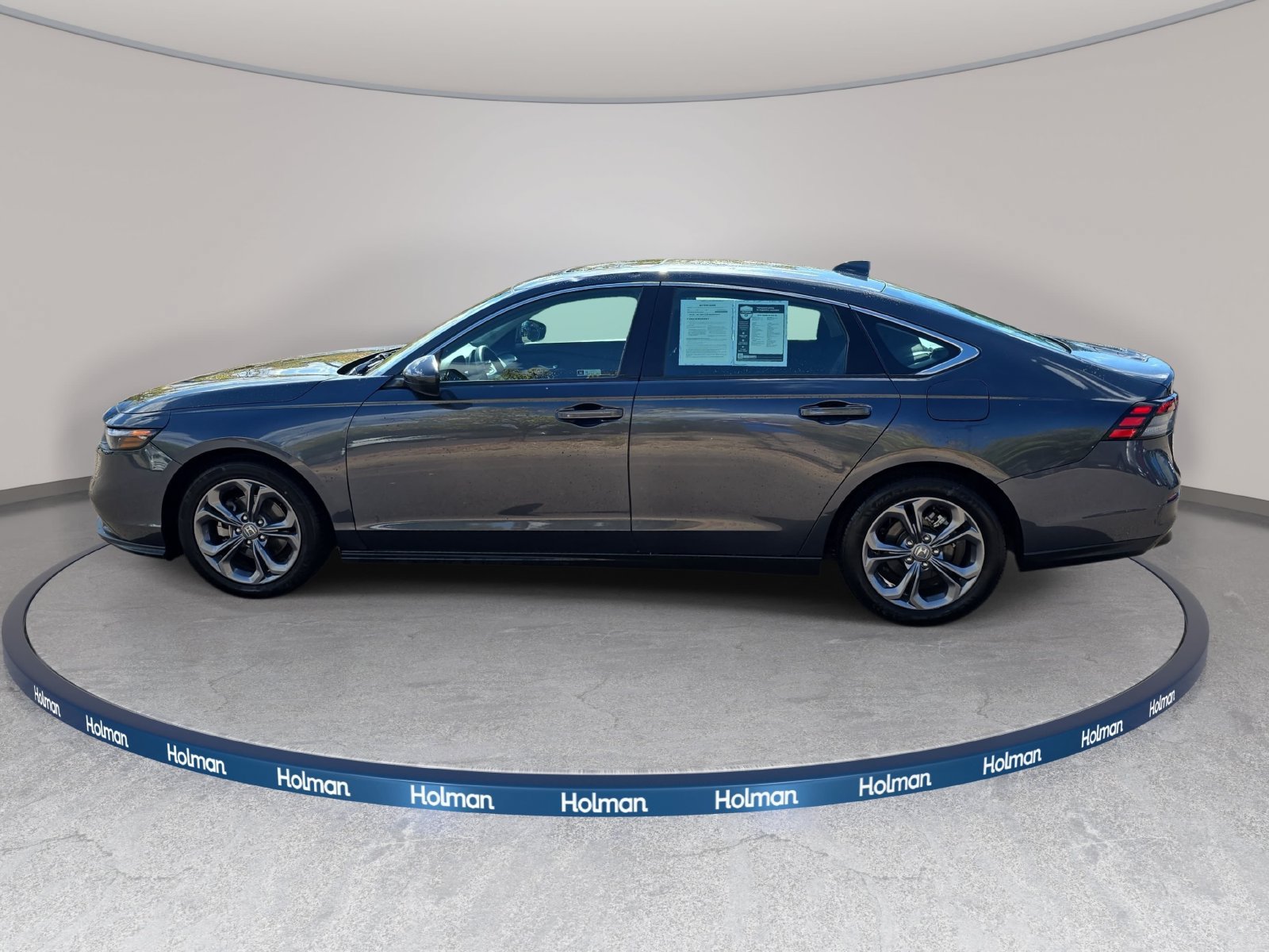 Used 2024 Honda Accord EX image 9