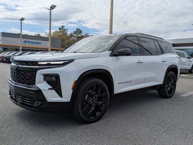 Used 2024 Chevrolet Traverse RS image 8