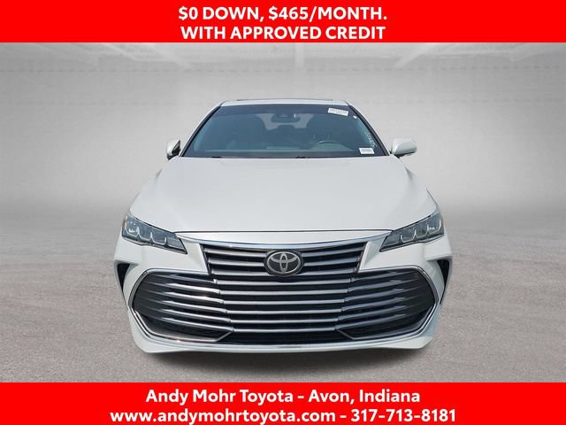 Used 2019 Toyota Avalon XLE w/ Moonroof Package FWD image 3