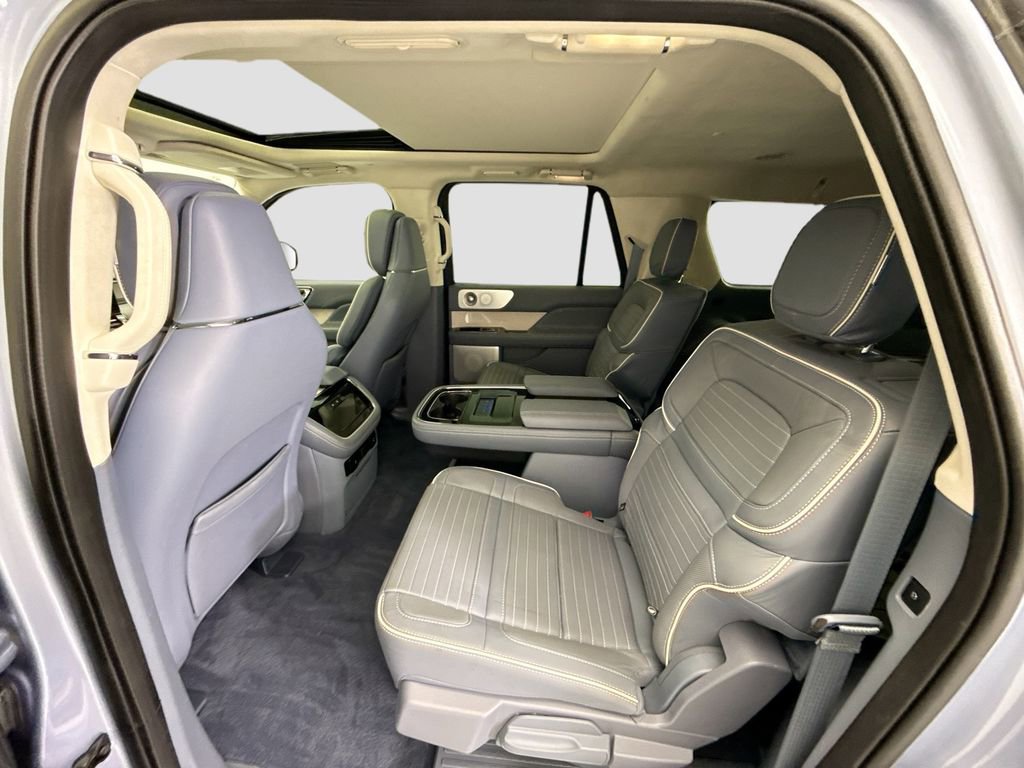 Used 2023 Lincoln Navigator L Black Label image 20