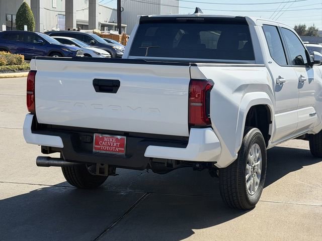 Used 2026 Toyota Tacoma SR5 RWD image 7